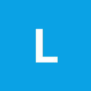 Lau***