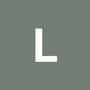 Lyn***