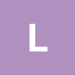 Lau***